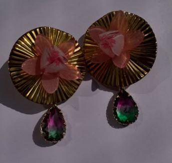 Lotus Pod