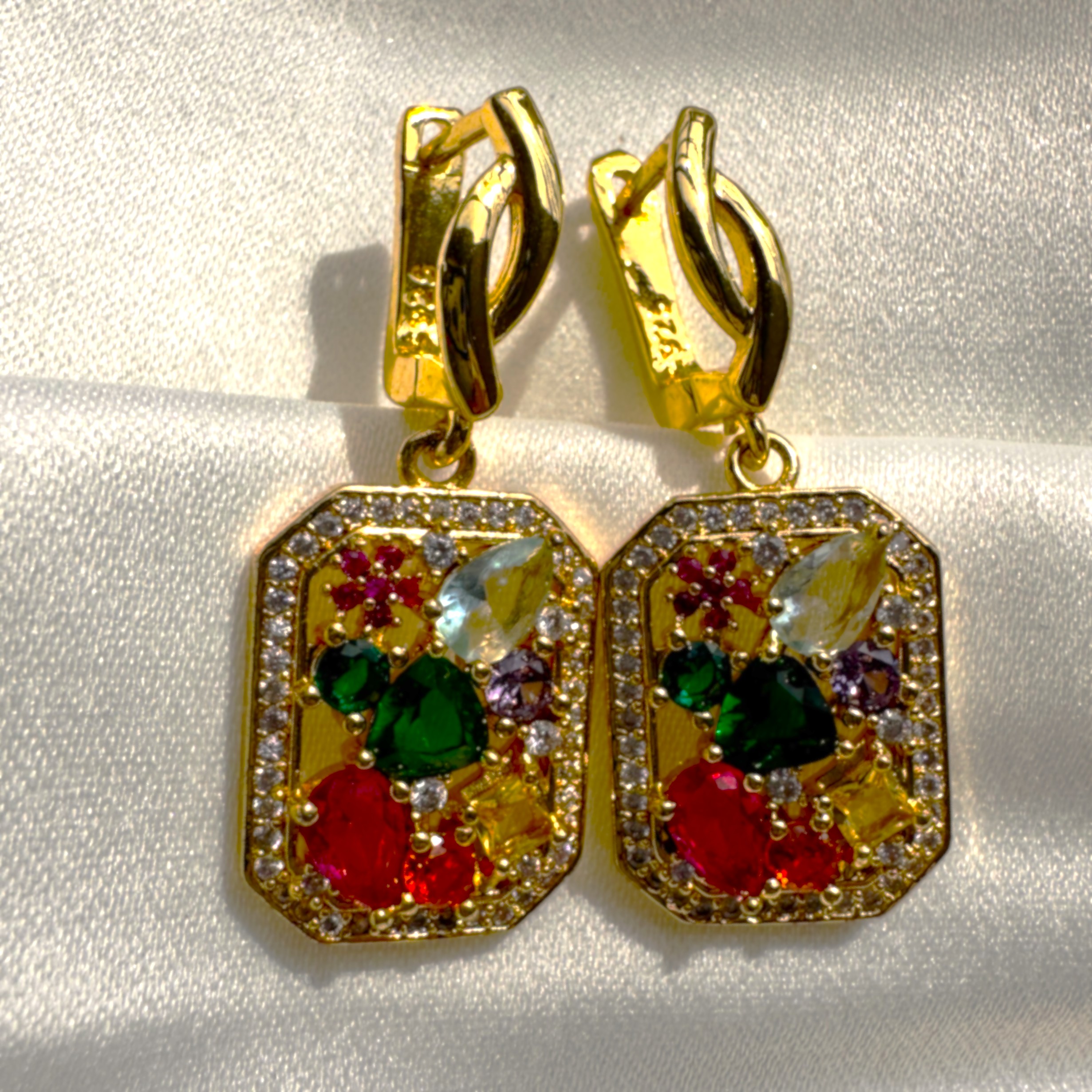 gem-parade ear rings