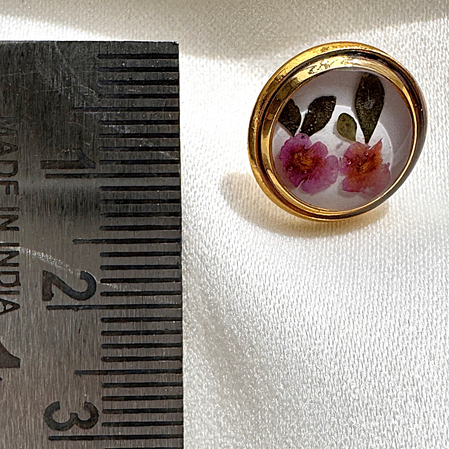 lush-dot ear rings