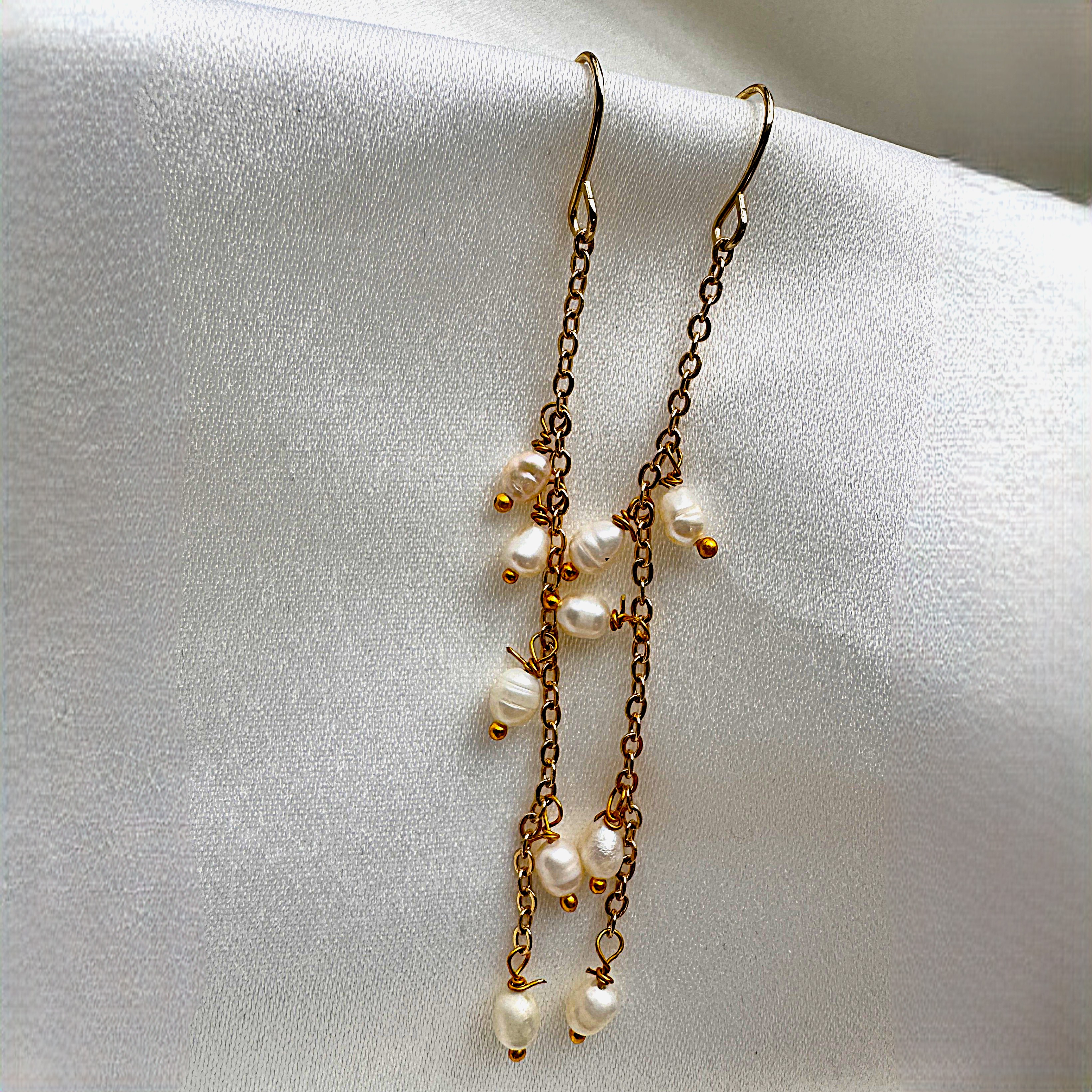 pearl-drift ear rings